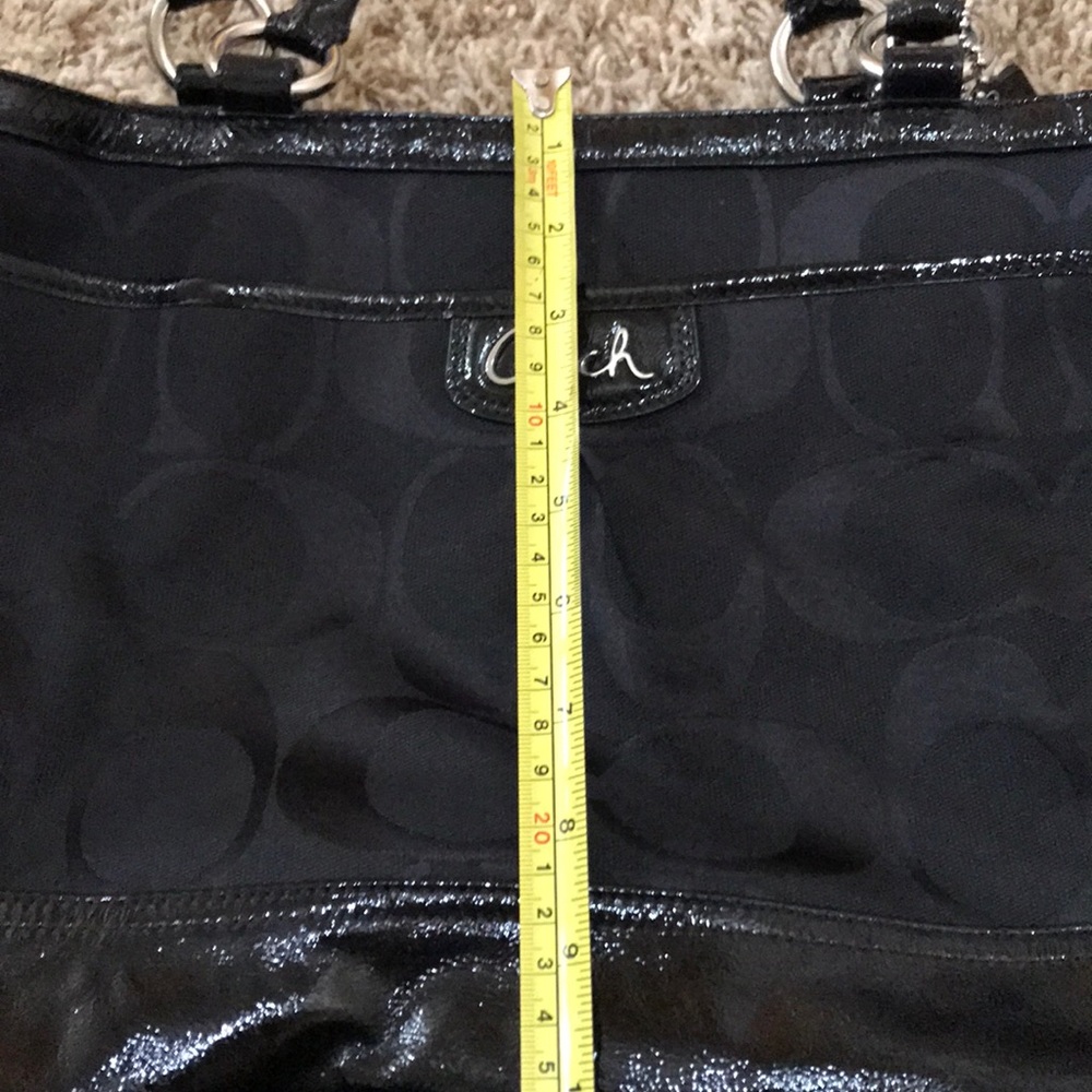 Black Coach purse - Picture 4 of 5
